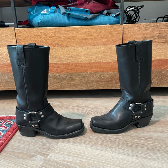 Frye 2R Harness Boots in Black Leather - Picture 6 of 10